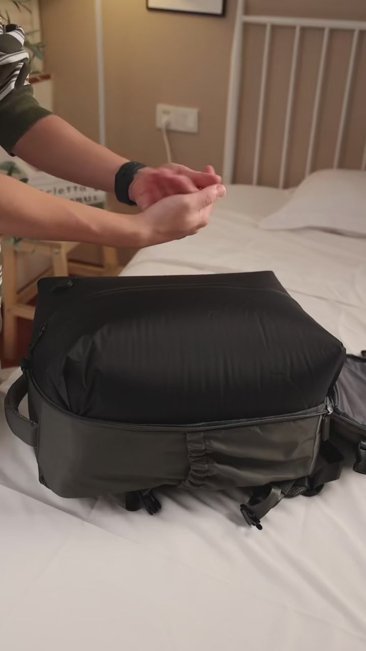 Sac Nomade Flux – Sac à dos de compression sous vide avec pompe fournie